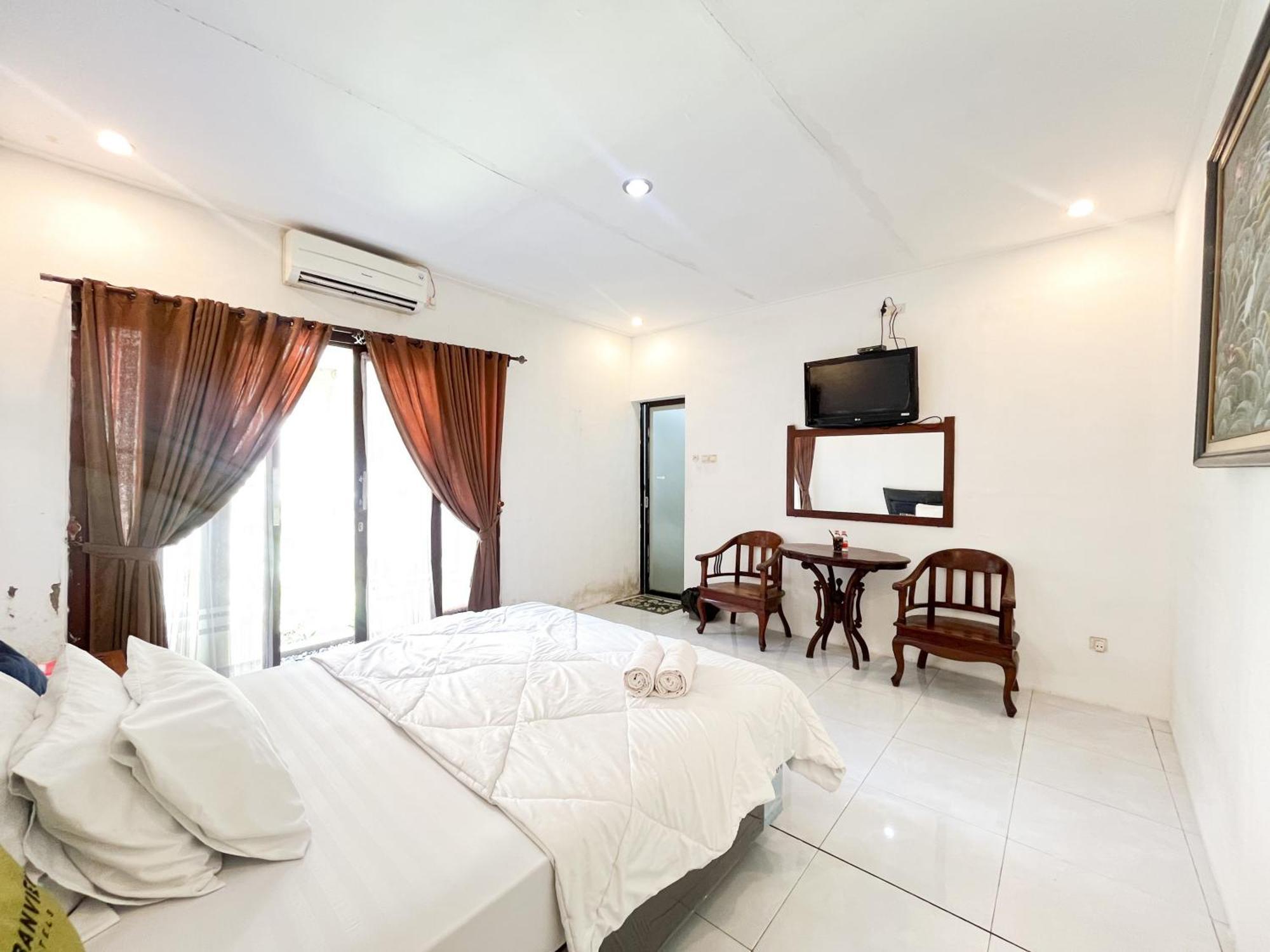 Urbanview Hotel Kumala Banyuwangi By Reddoorz Экстерьер фото